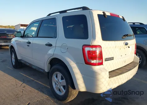 2012 Ford Escape Xlt z USA, uszkodzony, nr VIN 1FMCU0D72CKC43340